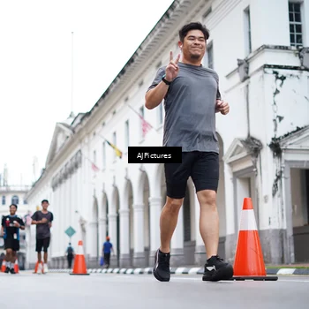 Runner Photo 8087464