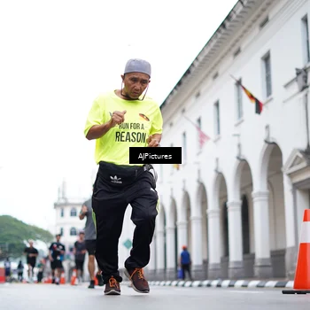 Runner Photo 8087468