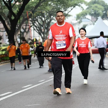 Runner Photo 8087510