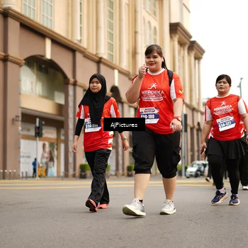 Runner Photo 8087705