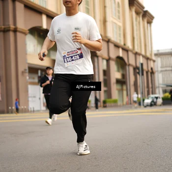 Runner Photo 8087708