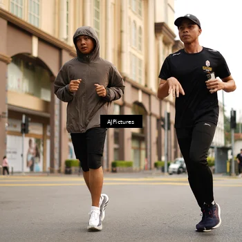 Runner Photo 8087714