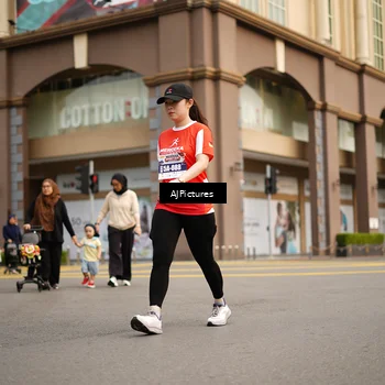 Runner Photo 8087722