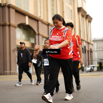 Runner Photo 8087723