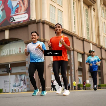 Runner Photo 8087734