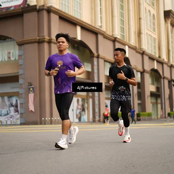 Runner Photo 8087739