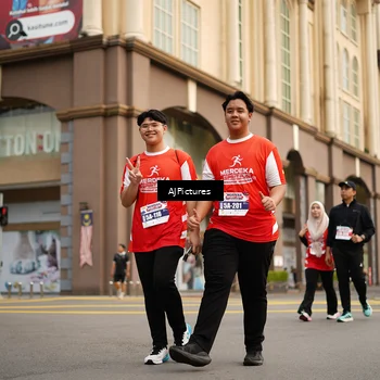 Runner Photo 8087744