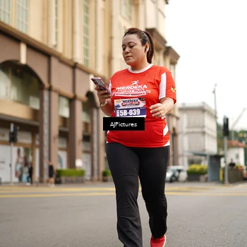 Runner Photo 8087768