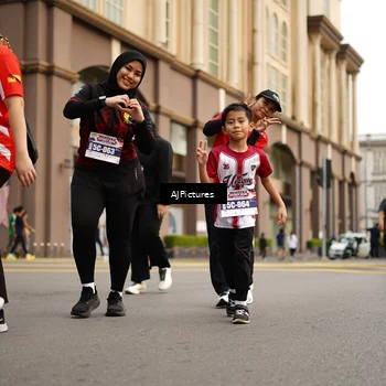 Runner Photo 8087776