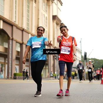 Runner Photo 8087840