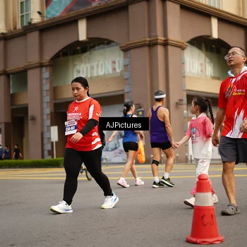 Runner Photo 8087865