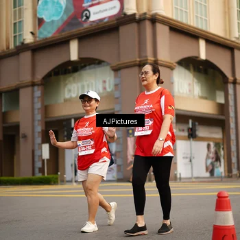 Runner Photo 8087873