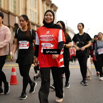 Runner Photo 8087918