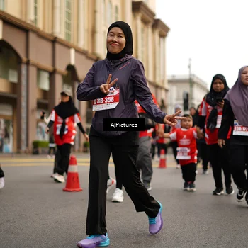 Runner Photo 8087943
