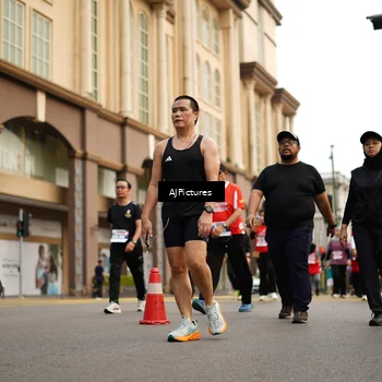 Runner Photo 8087970