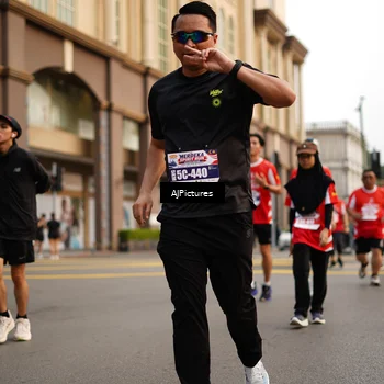 Runner Photo 8088412