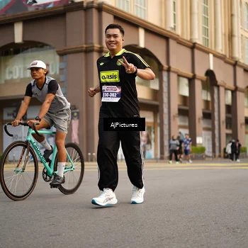 Runner Photo 8088585