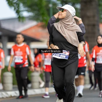 Runner Photo 8089023