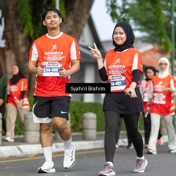 Runner Photo 8089024