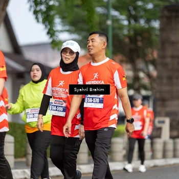 Runner Photo 8089059