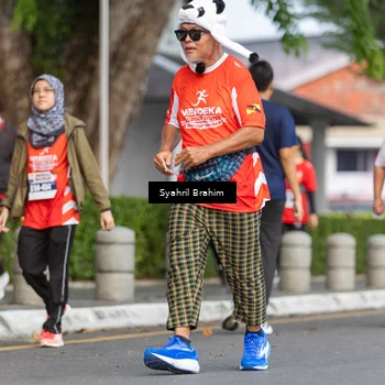 Runner Photo 8089075