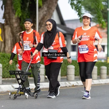 Runner Photo 8089078
