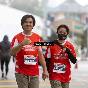 Runner Photo 8089215
