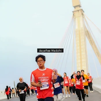 Runner Photo 8089278