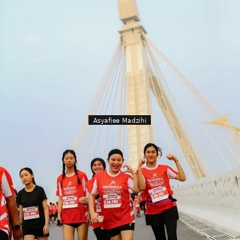 Runner Photo 8089286
