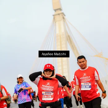 Runner Photo 8089310