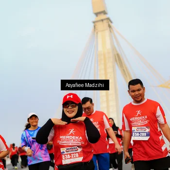 Runner Photo 8089312