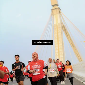 Runner Photo 8089338