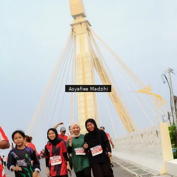 Runner Photo 8089373
