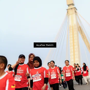 Runner Photo 8089398