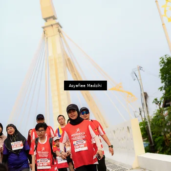 Runner Photo 8089420