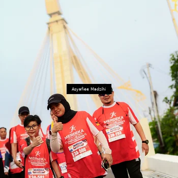 Runner Photo 8089421