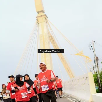 Runner Photo 8089450