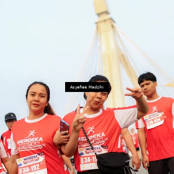 Runner Photo 8089459