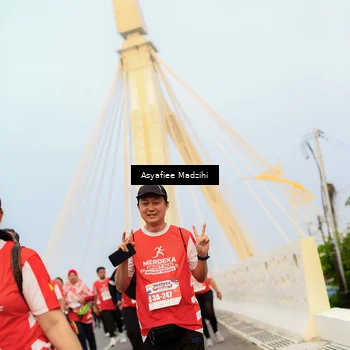 Runner Photo 8089476