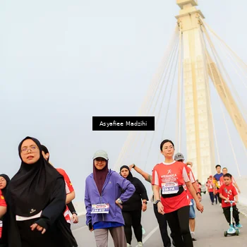 Runner Photo 8089576