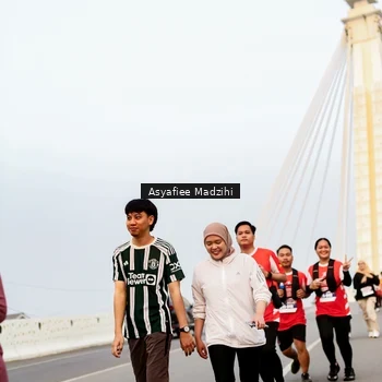 Runner Photo 8089635
