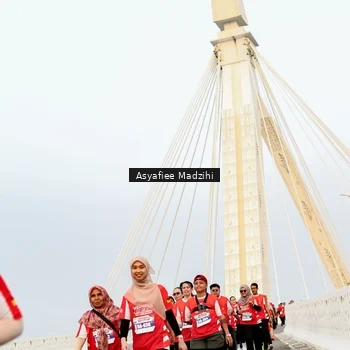 Runner Photo 8089641