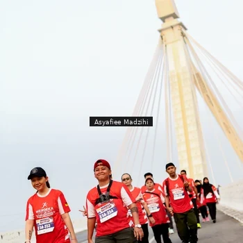 Runner Photo 8089643