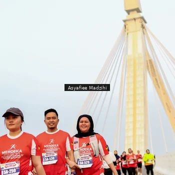 Runner Photo 8089690