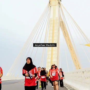 Runner Photo 8090243