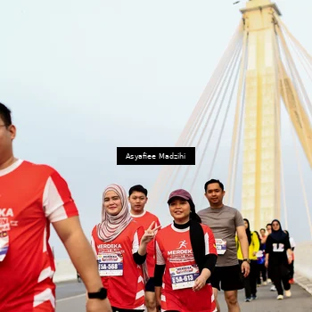 Runner Photo 8090251