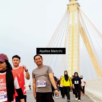 Runner Photo 8090259