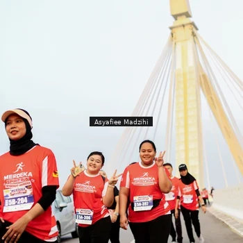 Runner Photo 8090265