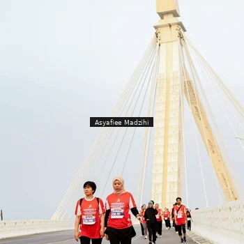 Runner Photo 8090277