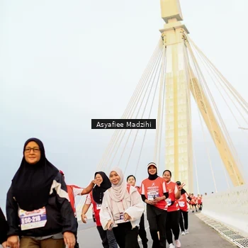 Runner Photo 8090280